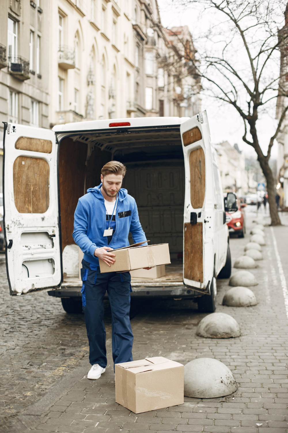 courier companies in uae